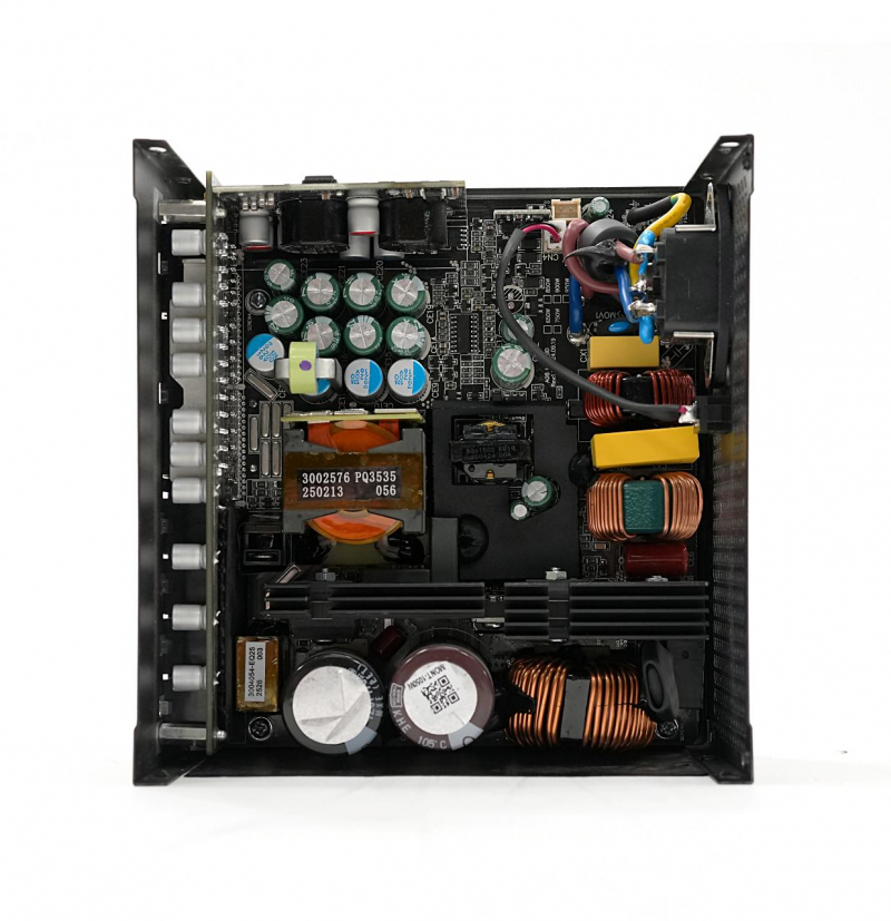 MONTECH Century II 1050 80PLUS GOLD ATX 3.1 파워 [써보니] 비쥬얼만